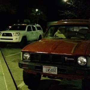 4:45am at the rest stop off of I-80 in Western Nebraska right now. To whom does this sexy 2nd Gen belong to??
