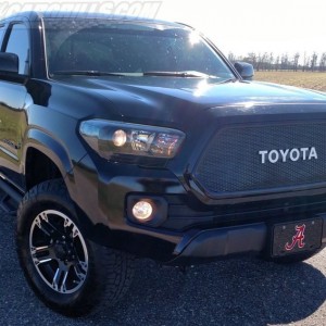 Toyota-Tacoma-2016-Grill-With-Toyota-Emblem-29