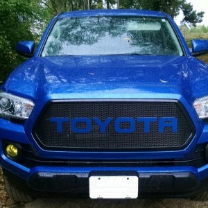 Custom-Toyota-Tacoma-2016-Grille-With-Letters-16