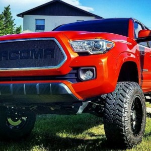 Custom-Toyota-Tacoma-2016-Grille-With-Letters-24