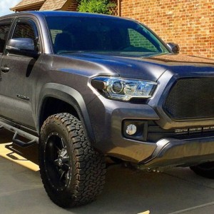 Custom-Grille-For-2016-Toyota-Tacoma-11