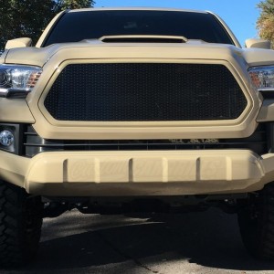 Custom-Grille-For-2016-Toyota-Tacoma-03