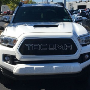 2016-Toyota-Tacoma-Custom-Grill-Sharp-Letters-01