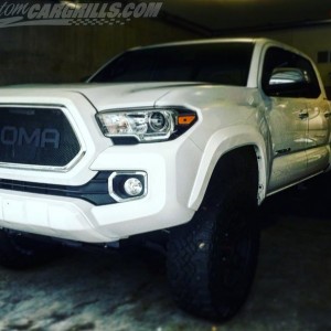 2016-Toyota-Tacoma-Custom-Grill-Sharp-Letters-08