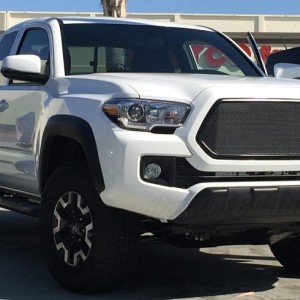 Custom-Grille-For-2016-Toyota-Tacoma-05