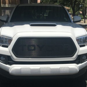 Custom-Toyota-Tacoma-2016-Grille-With-Letters-22