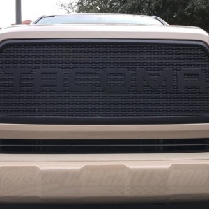 Toyota-Tacoma-2016-Grill-With-Toyota-Emblem-29