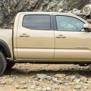 2016-toyota-tacoma-access-cab
