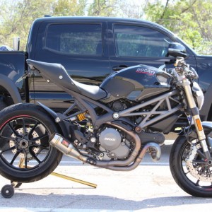 2013 Ducati Monster 1100 EVO (1)