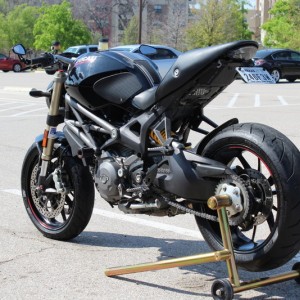 2013 Ducati Monster 1100 EVO (2)
