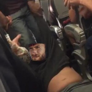 Cops-drag-United-Airlines-passenger-off-overbooked-plane