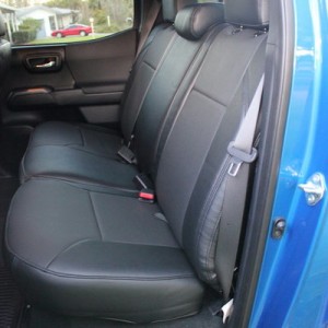 Seats 25