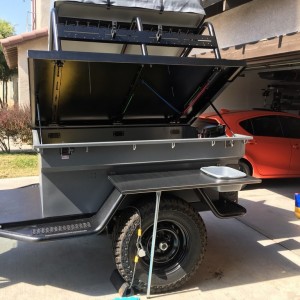 Got a Frontrunner table mounted on the trailer.