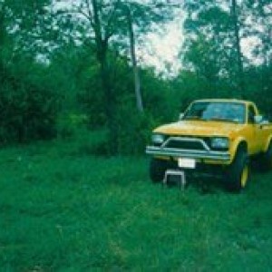 My dads old 83' RIP (Rest In Pieces)