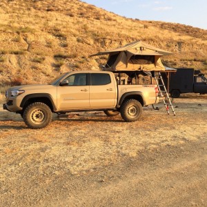 Toyota_Tacoma_RTT_M1010_CUCV_Carrizo_Plain_090117