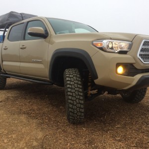 Toyota_Tacoma_2016_255_80_R17_1_090517