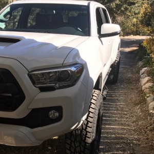 Side profile of Toyo Open Country AT2 285/65/18