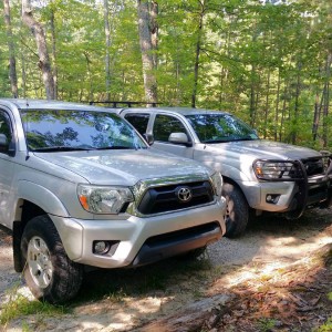 Trailhead Parking LR