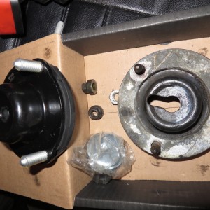 Worn out shock mounts vs new KYB