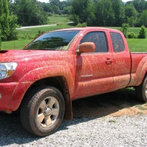 Mmm... a lil bit of mud never hurts a 2 day old 07 Taco