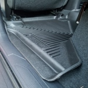 Husky Liners 4