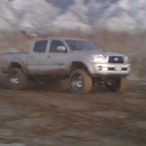 07 double cab silver 6" lift