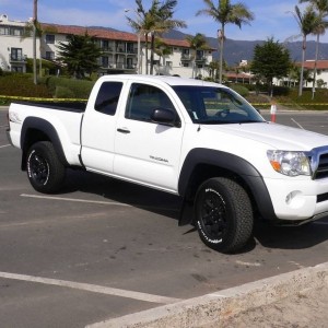 08 TACOMA WITH RUGGED TRAIL PACKAGE