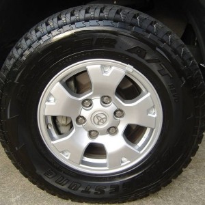 bridgestone dueler a/t revo's