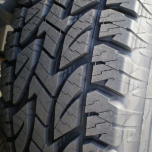 Bridgestone Dueler revos