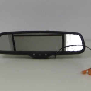 Auto-dimming mirror