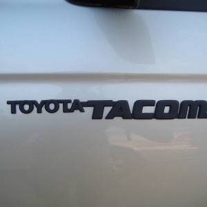 the side emblems i blacked out!!! i love the look now!!!