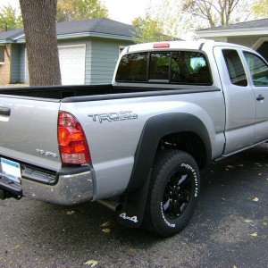 tacoma08rear