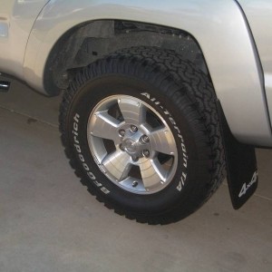 BFG A/T 265/70/17