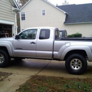 285/75/16 Terra Grapplers and 16x8 MT Classic Lock 2