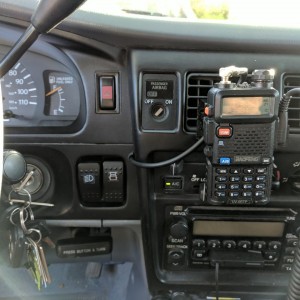 Dash-2-way-radio