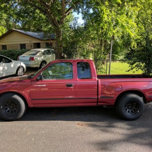 Stock-bigger-tires-01