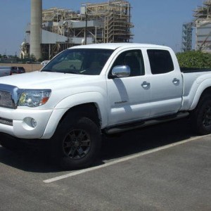 Photoshopped rims/steps/lift