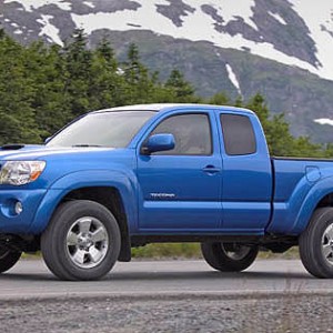ToyotaTacoma08_speedway_Blue