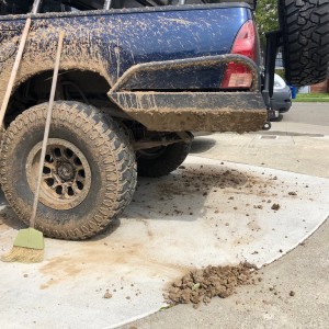 Tried to clean off the major deposits. After 15 min and two square feet, fuck that. Im going for a permanent-ban at the local pressure wash