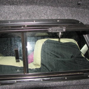 100R Removable window