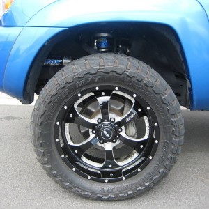 06 Tacoma Prerunner Lifted on 20's
