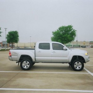 3 inc Toytec Ultimate lift with stock rims and tires