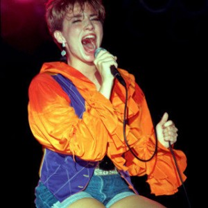 Debbie_Gibson-8