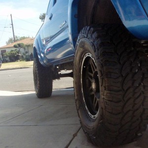 Speedway blue 6 inch lift
