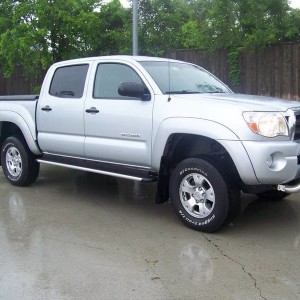 3" Lift (ReadyLift) + Aries bull bar