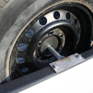 Rear tire carrier