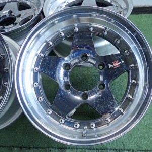 SSR Auswuch II 16x8J +2