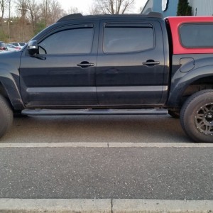 Side view to show dust caps on rear drums