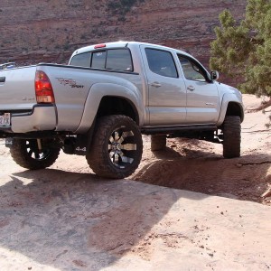 moab trip 09 rock crawling