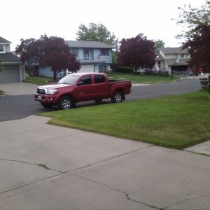 yeah for me the front yard is cut, now no to the back :(